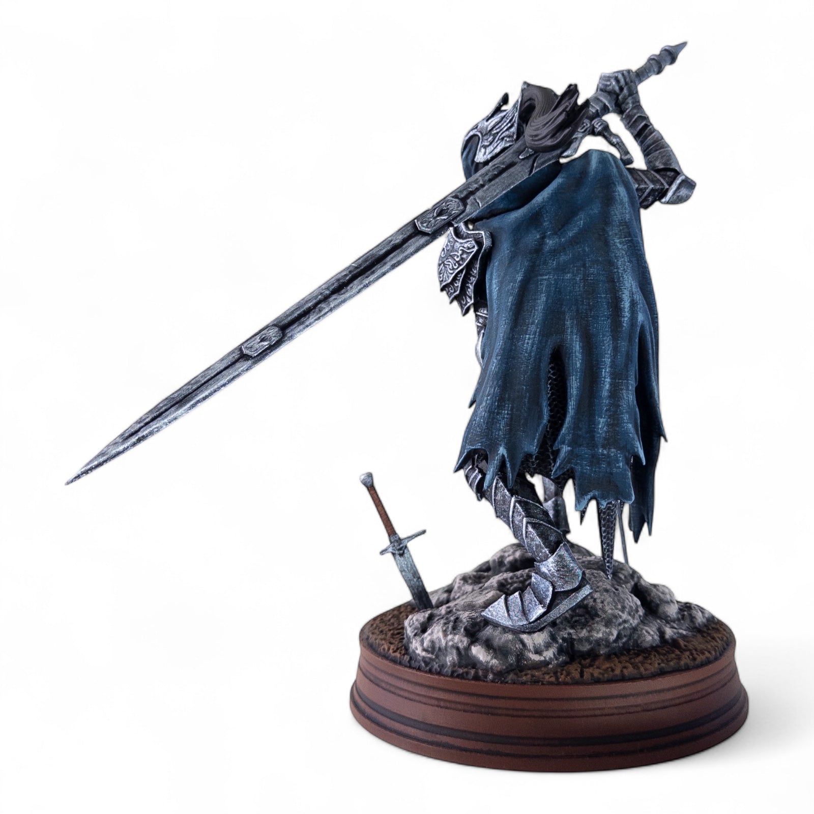 Artorias the Abysswalker Statue | Dark Souls Figure | 3D Printed Hand-Painted PLA Collectible | Soulsborne Gamer Desk Decor